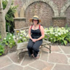 Meet your Posher, Adeena